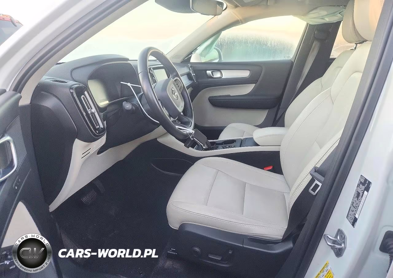 2021 Volvo Xc40 T5 Momentum VIN:YV4162UK4M2399142 - 7