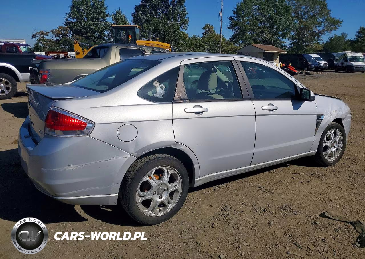 2008 Ford Focus Se VIN:1FAHP35N18W264444 - 3