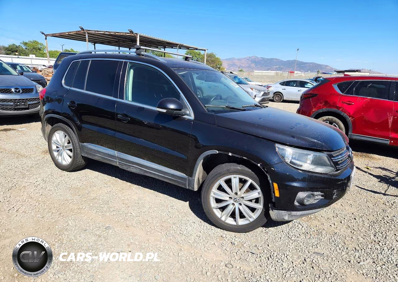 2013 Volkswagen Tiguan S VIN:WVGAV3AX8DW598193 - 4