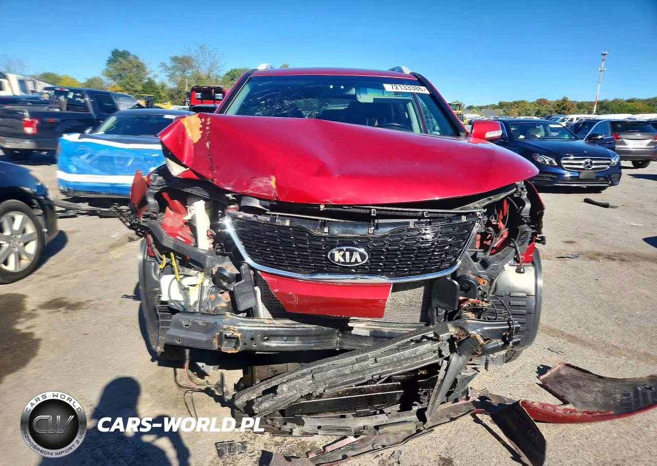 2015 Kia Sorento Lx VIN:5XYKT3A62FG637088 - 5