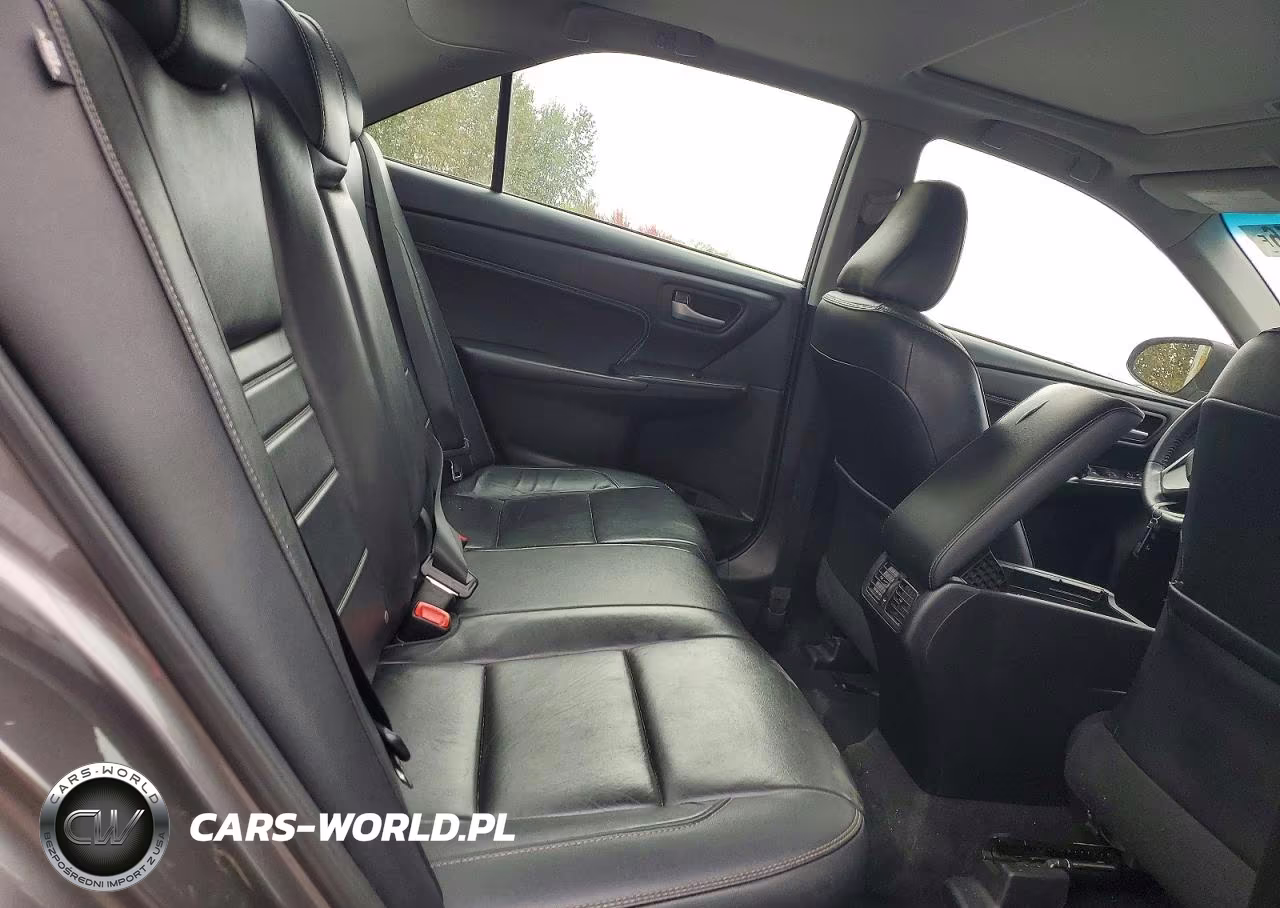 2017 Toyota Camry Xle VIN:4T1BF1FK4HU779909 - 10