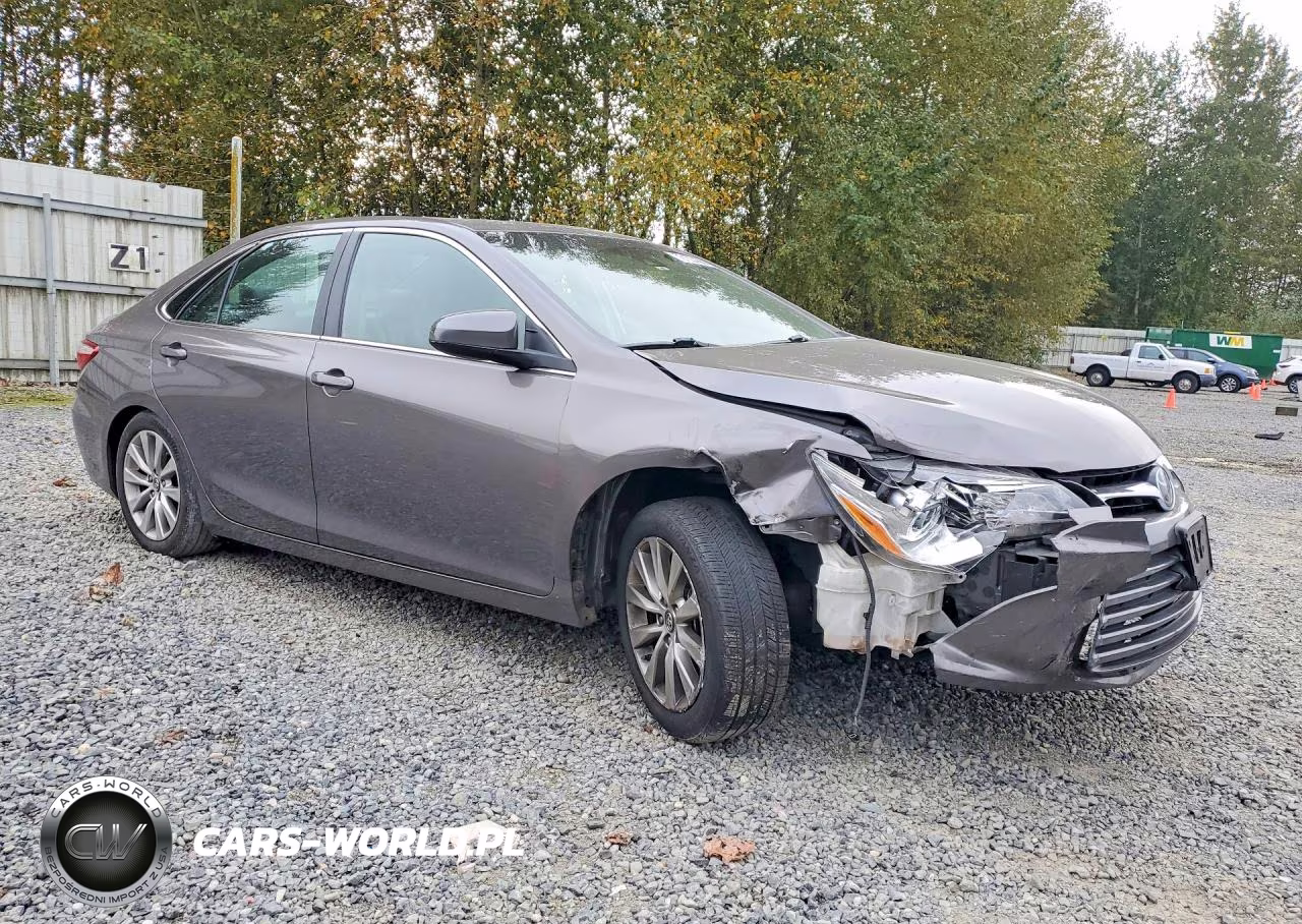 2017 Toyota Camry Xle VIN:4T1BF1FK4HU779909 - 4
