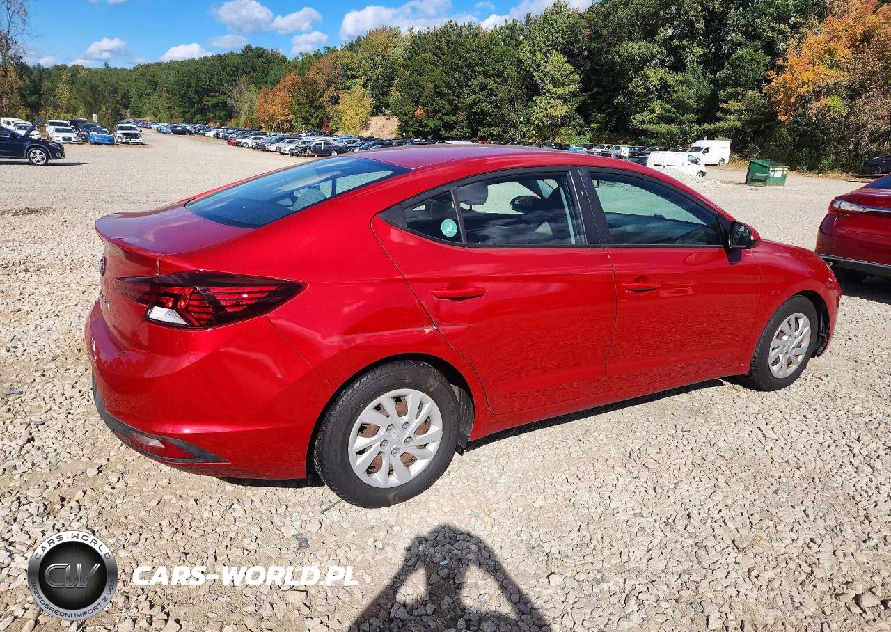 2019 Hyundai Elantra Se VIN:5NPD74LF2KH415461 - 3