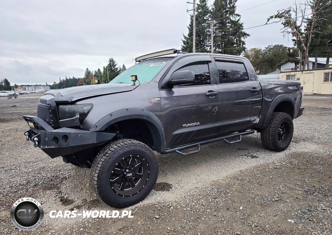 2011 Toyota Tundra Crewmax Sr5 – zdjęcie 1 z 12