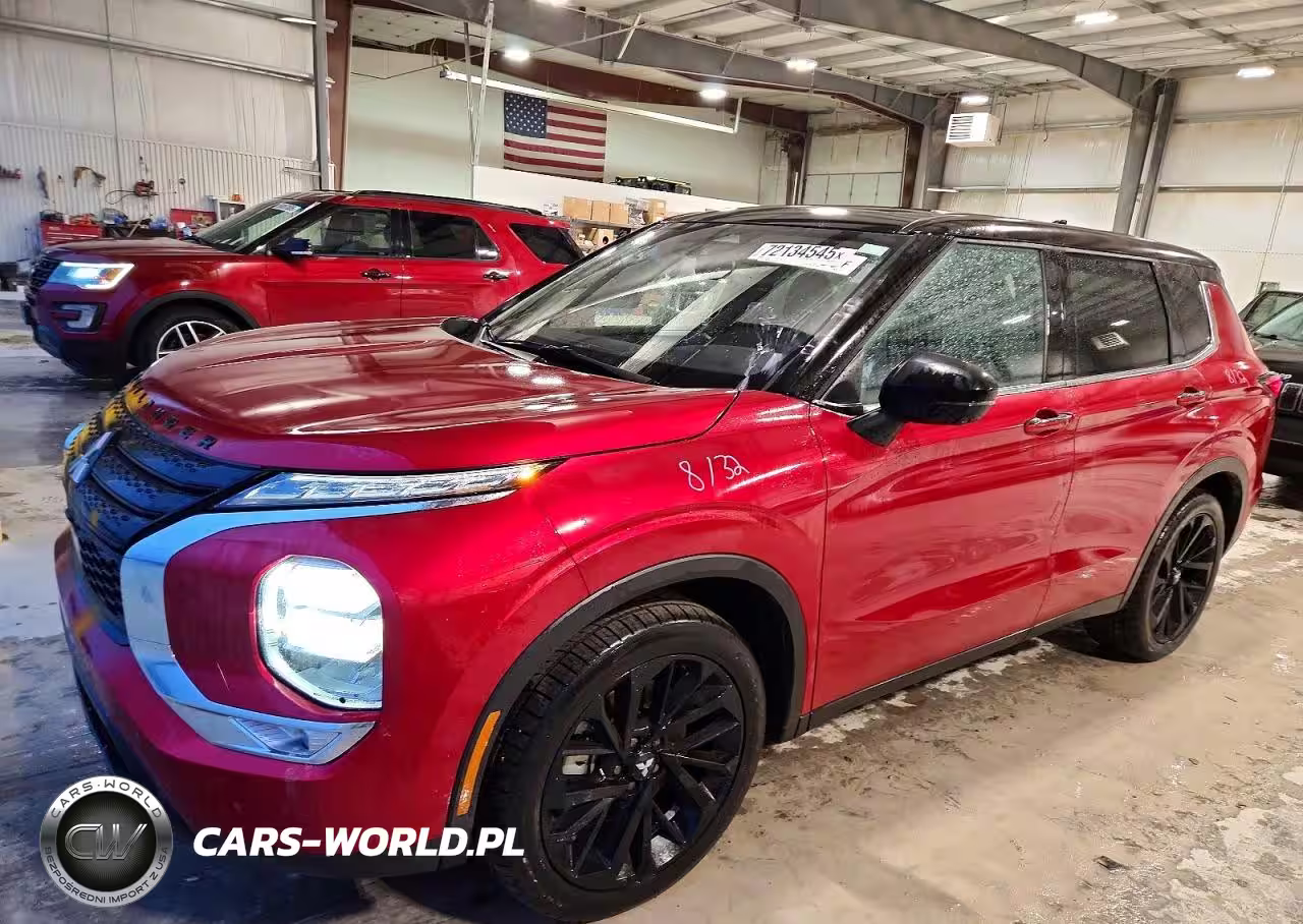 2023 Mitsubishi Outlander Sel