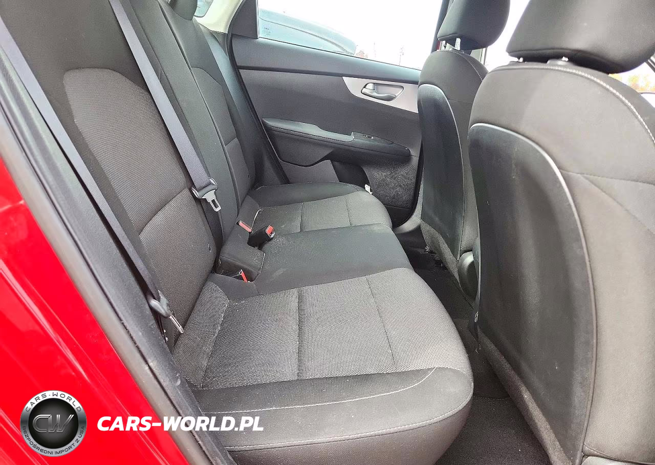 2023 Kia Forte Lxs VIN:3KPF24AD3PE516822 - 10