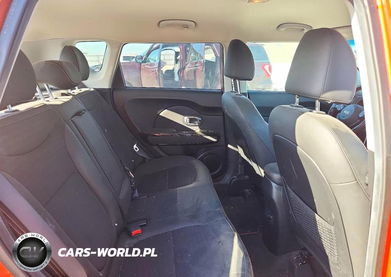 2018 Kia Soul ! VIN:KNDJX3AA3J7568132 - 10