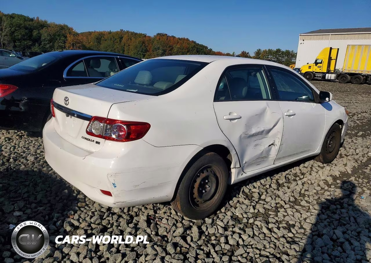 2012 Toyota Corolla Le VIN:5YFBU4EE4CP024255 - 3
