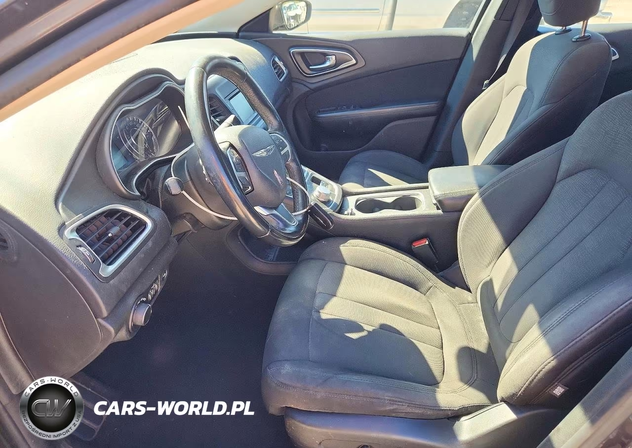 2015 Chrysler 200 Limited VIN:1C3CCCAB5FN649931 - 7