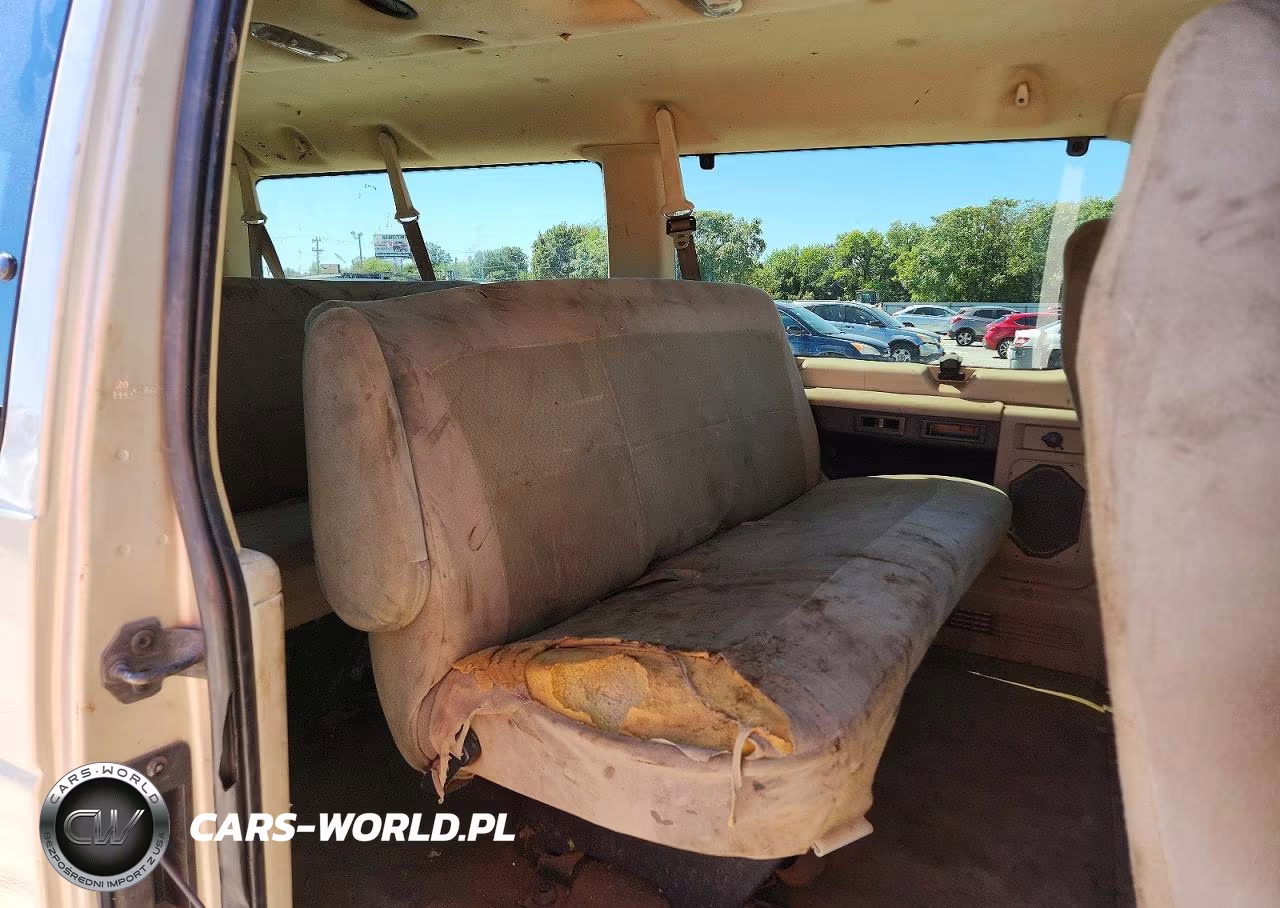 2007 Ford Econoline E350 Super Duty Wagon VIN:1FBNE31L17DA42587 - 11