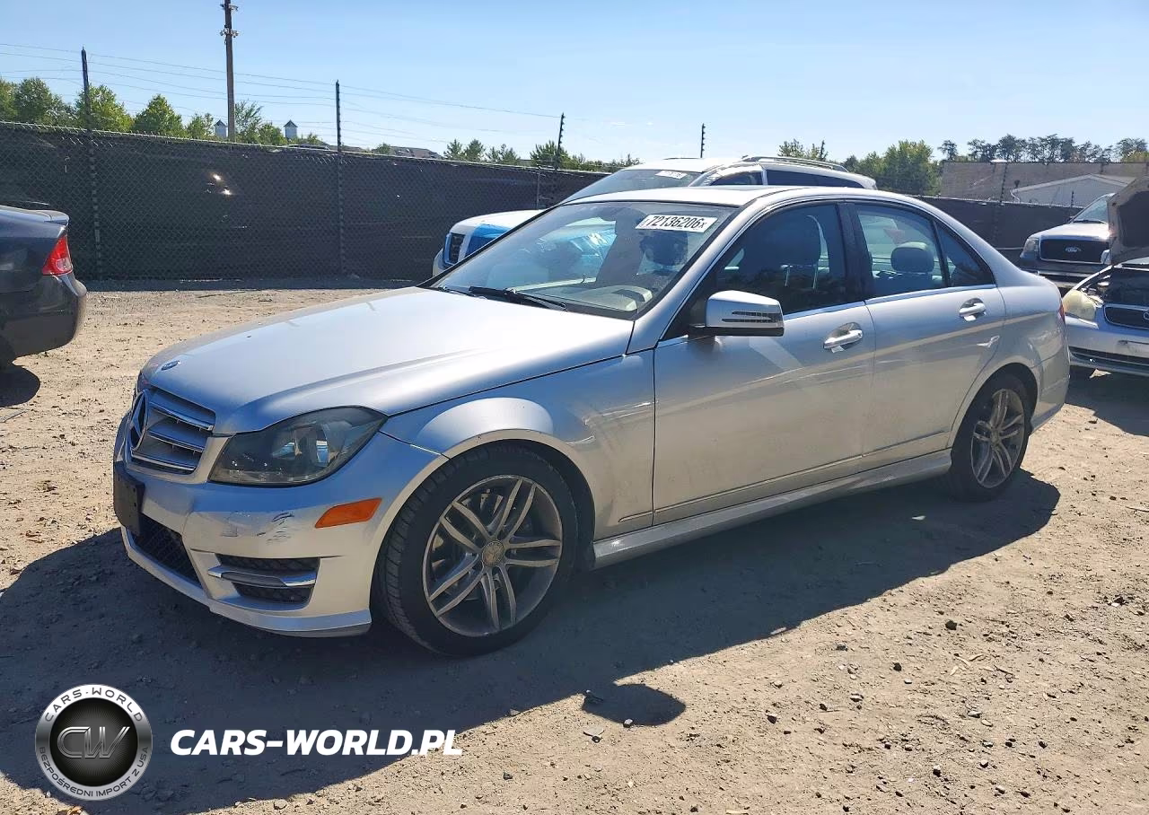 2014 Mercedes-Benz C 300 4Matic VIN:WDDGF8AB4ER318269 - 1