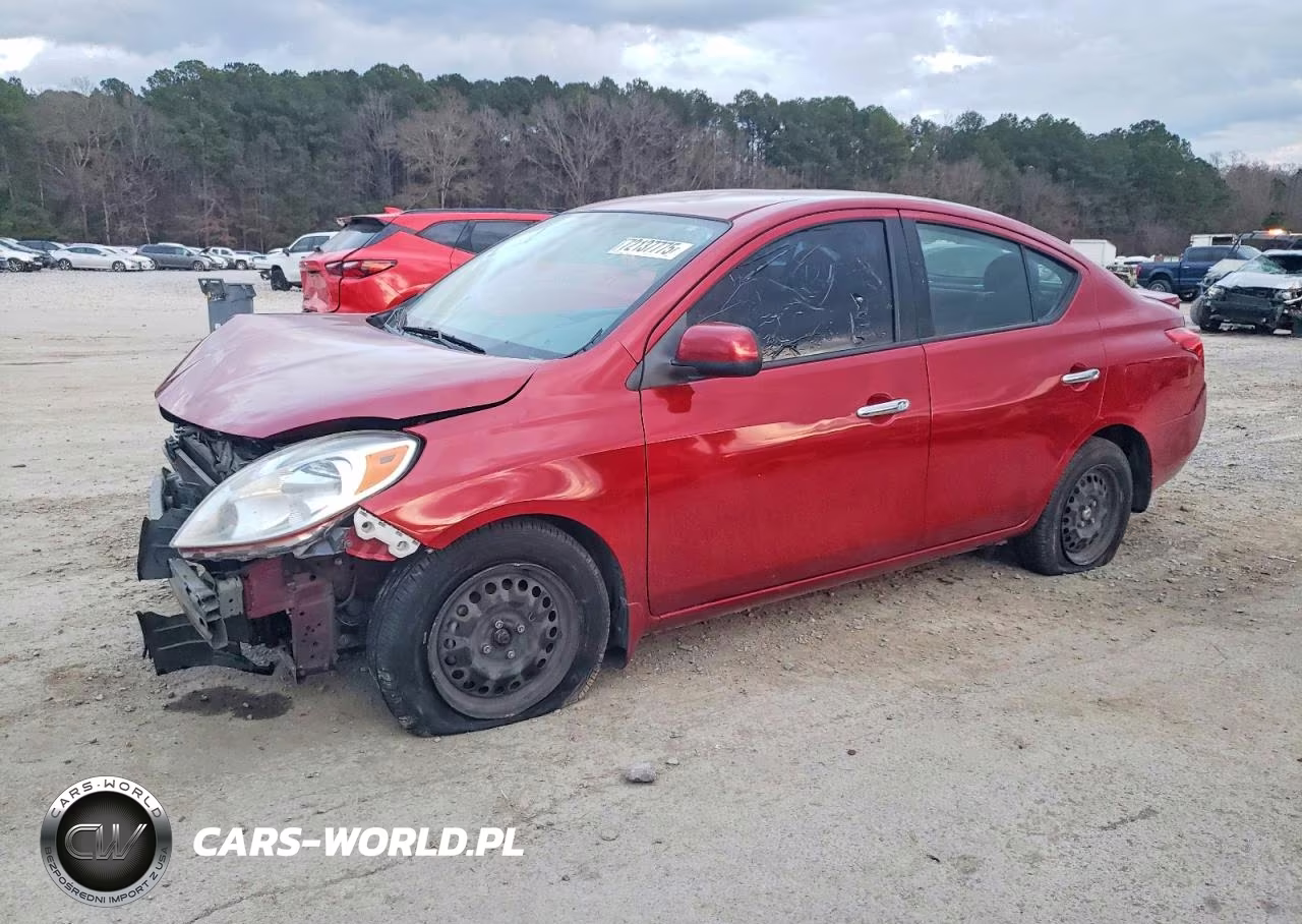 2014 Nissan Versa S