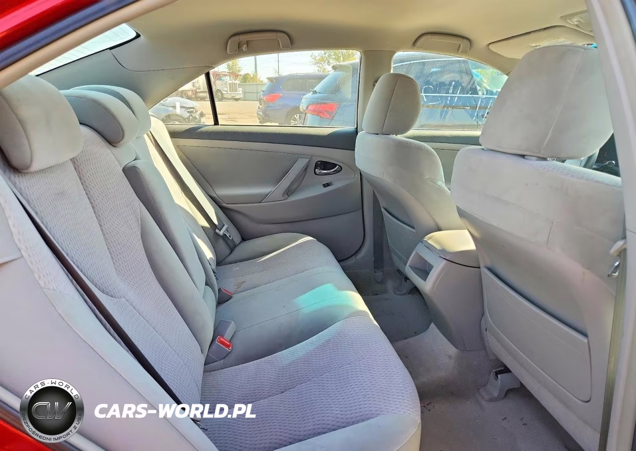 2011 Toyota Camry Le VIN:4T1BF3EKXBU182428 - 10