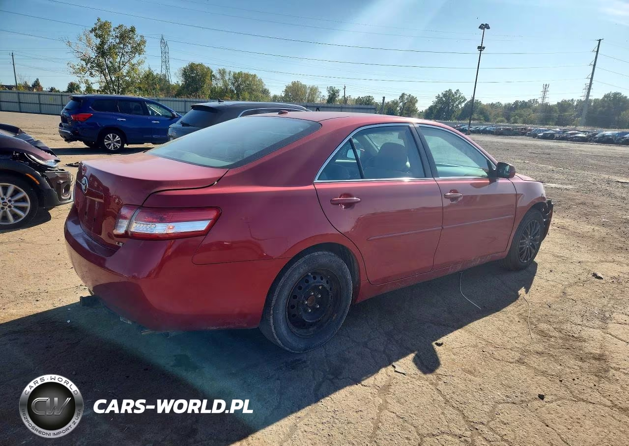 2011 Toyota Camry Le VIN:4T1BF3EKXBU182428 - 3