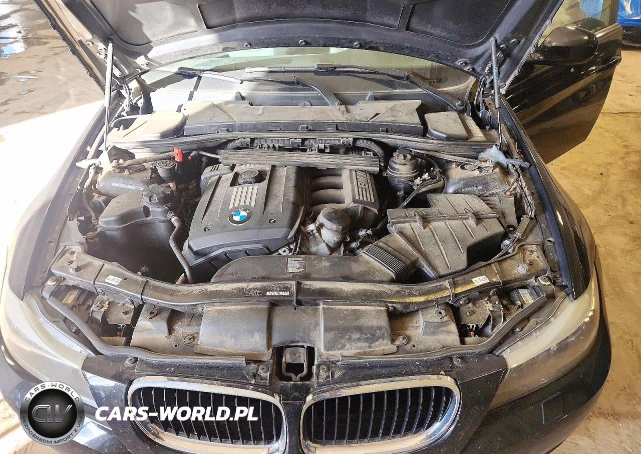 2011 BMW 328 Xi VIN:WBAPK7G56BNN77797 - 11