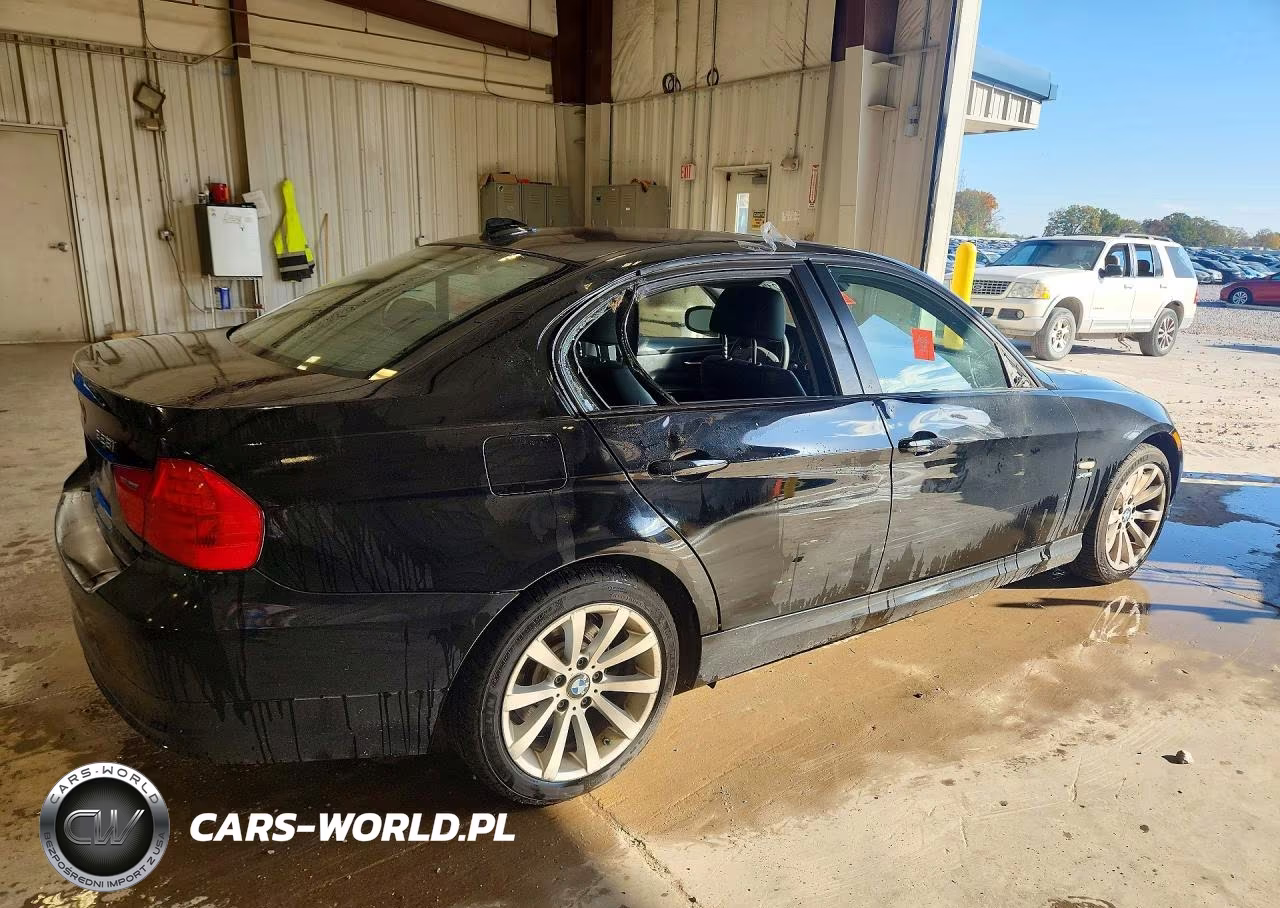 2011 BMW 328 Xi VIN:WBAPK7G56BNN77797 - 3