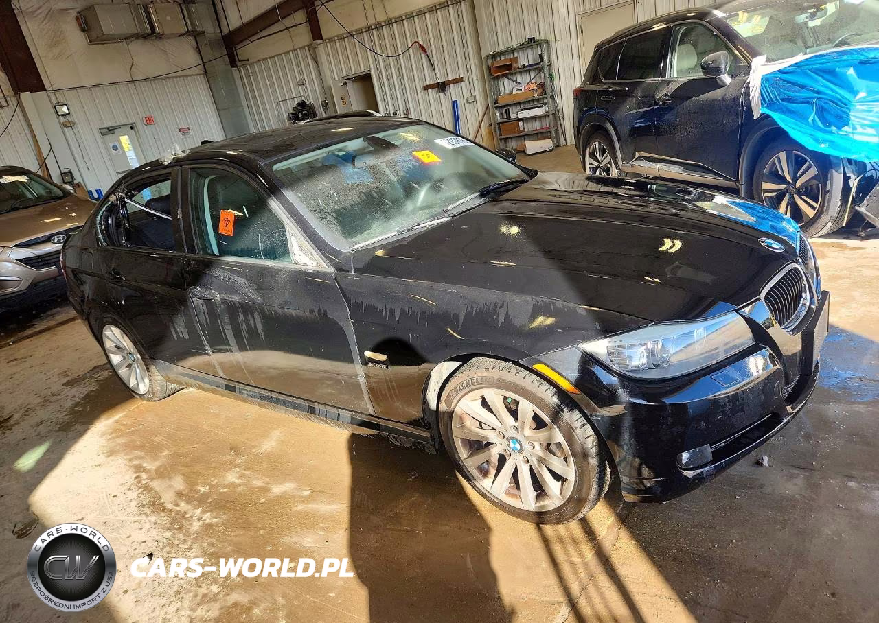 2011 BMW 328 Xi VIN:WBAPK7G56BNN77797 - 4