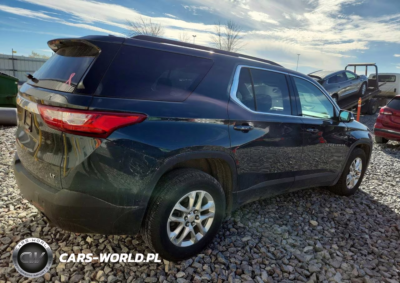 2019 Chevrolet Traverse Lt VIN:1GNEVHKW5KJ153839 - 3