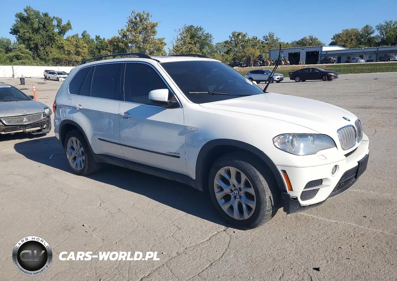 2013 BMW X5 xDrive35I VIN:5UXZV4C56D0B16320 - 4