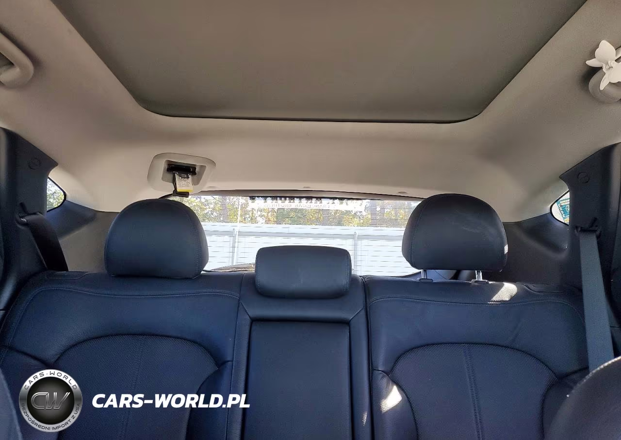2012 Hyundai Tucson Limited VIN:KM8JUCAC0CU378394 - 10