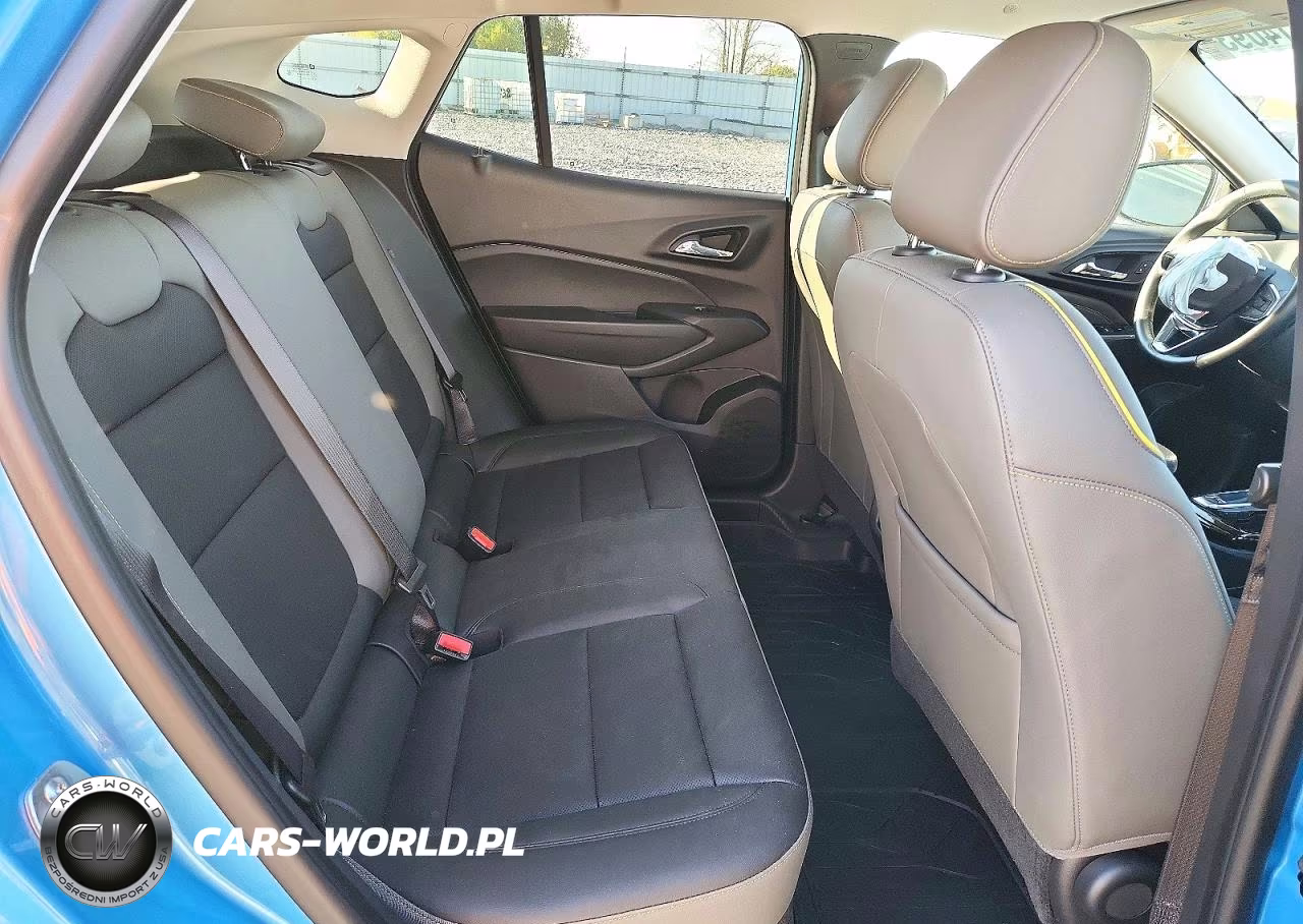 2025 Chevrolet Trax Activ VIN:KL77LKEP8SC102667 - 10