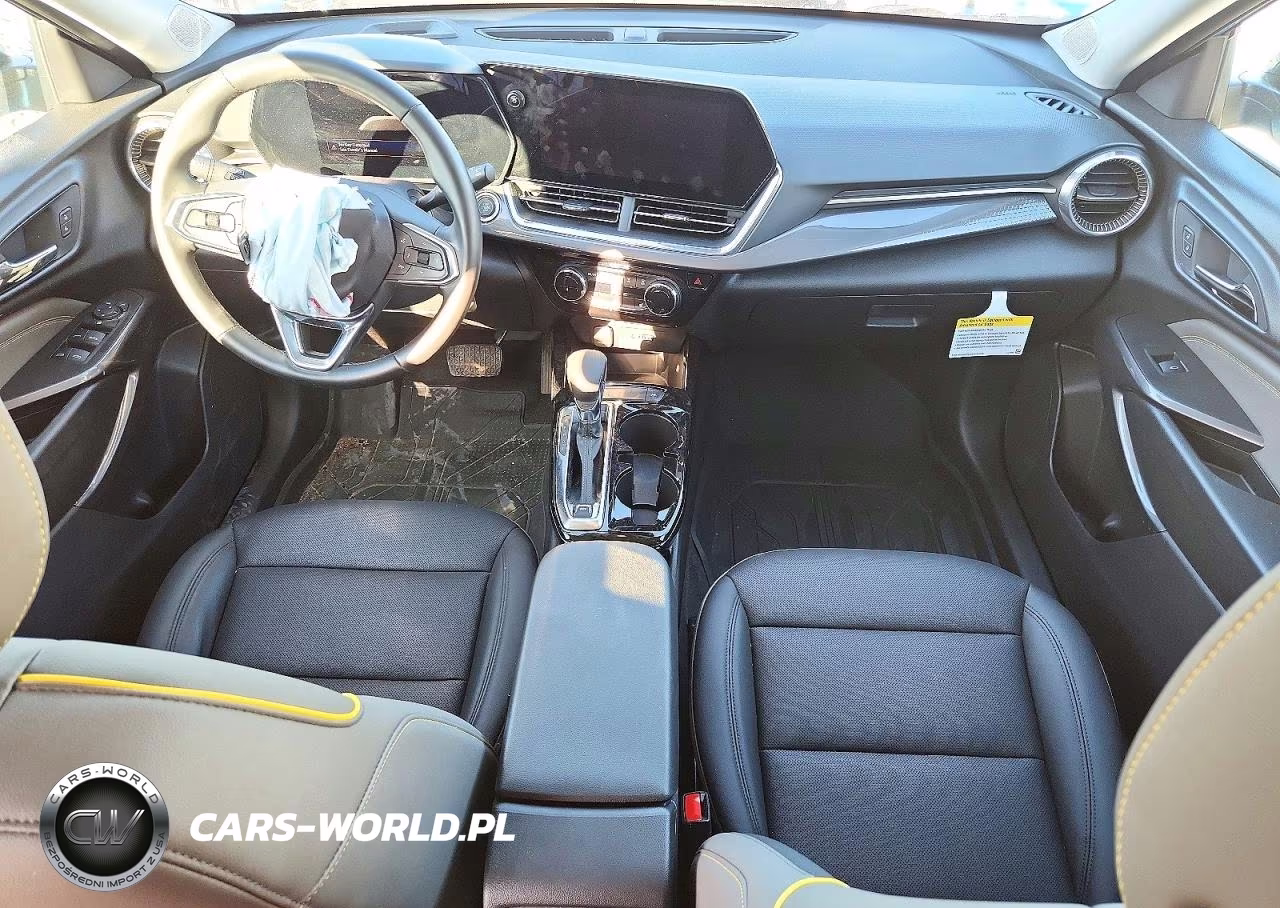 2025 Chevrolet Trax Activ VIN:KL77LKEP8SC102667 - 8