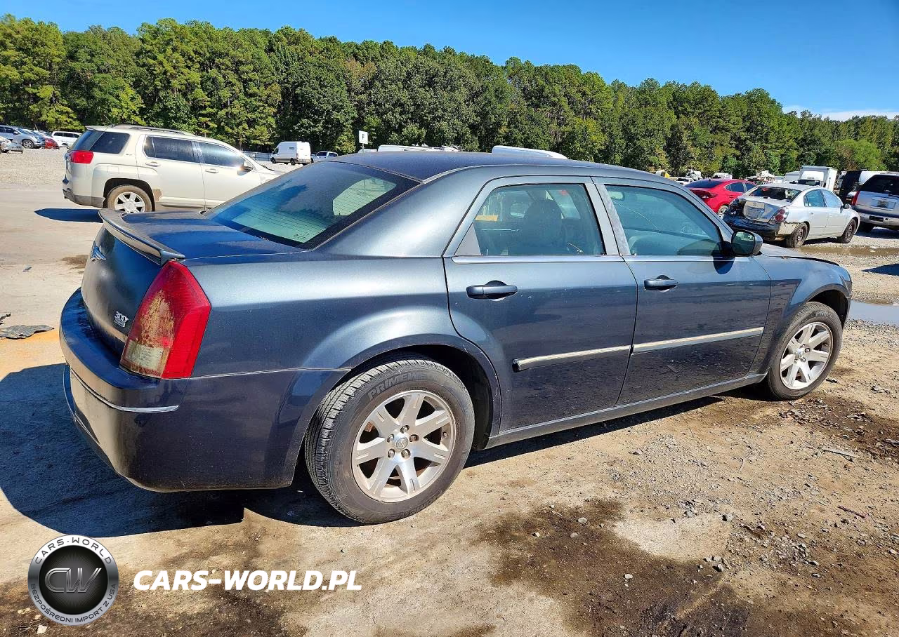 2007 Chrysler 300 Touring VIN:2C3KA53G27H777723 - 3