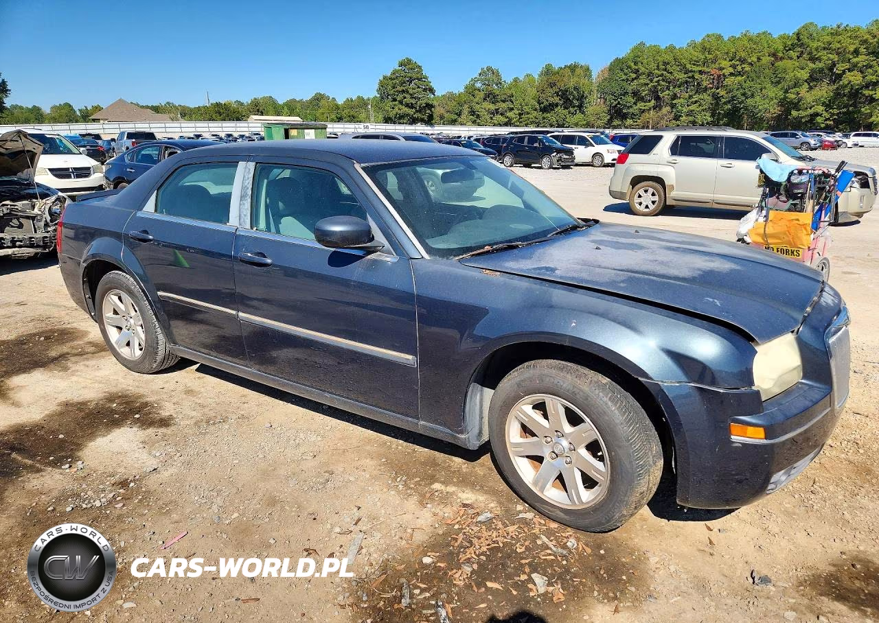 2007 Chrysler 300 Touring VIN:2C3KA53G27H777723 - 4