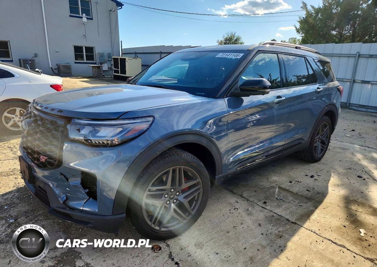 2025 Ford Explorer St – zdjęcie 1 z 13