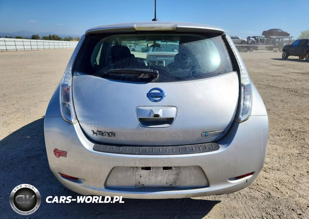 2017 Nissan Leaf S VIN:1N4BZ0CP2HC304499 - 6
