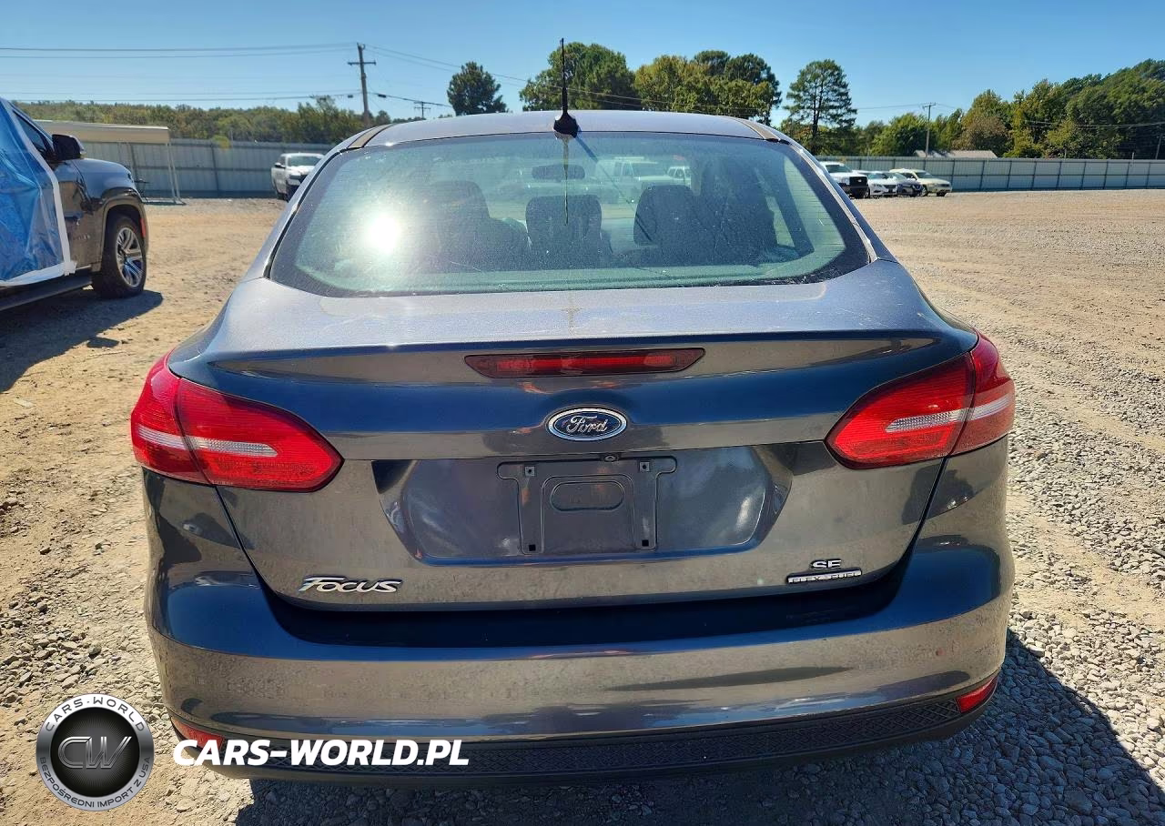 2015 Ford Focus Se VIN:1FADP3F22FL214394 - 6