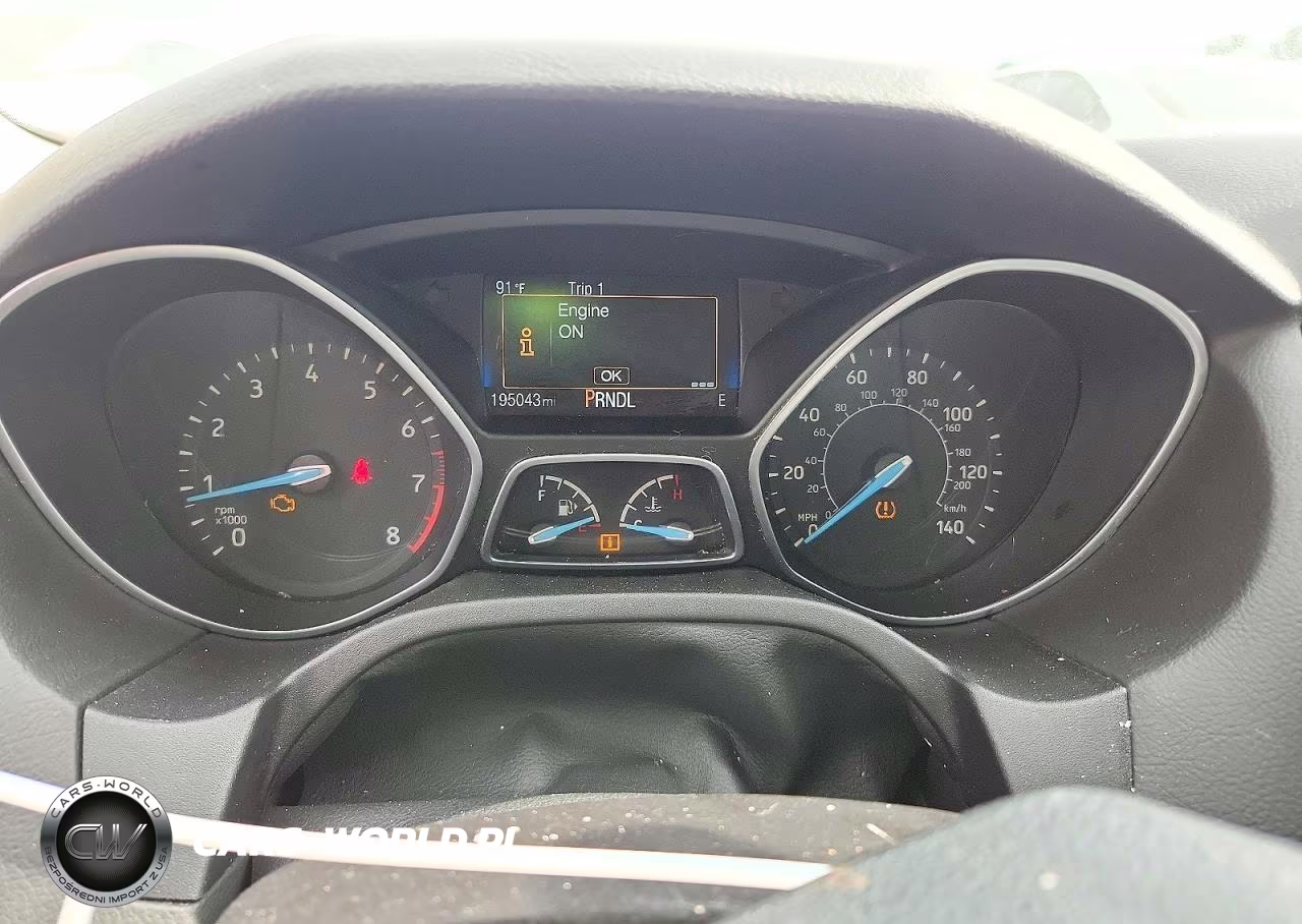 2015 Ford Focus Se VIN:1FADP3F22FL214394 - 9