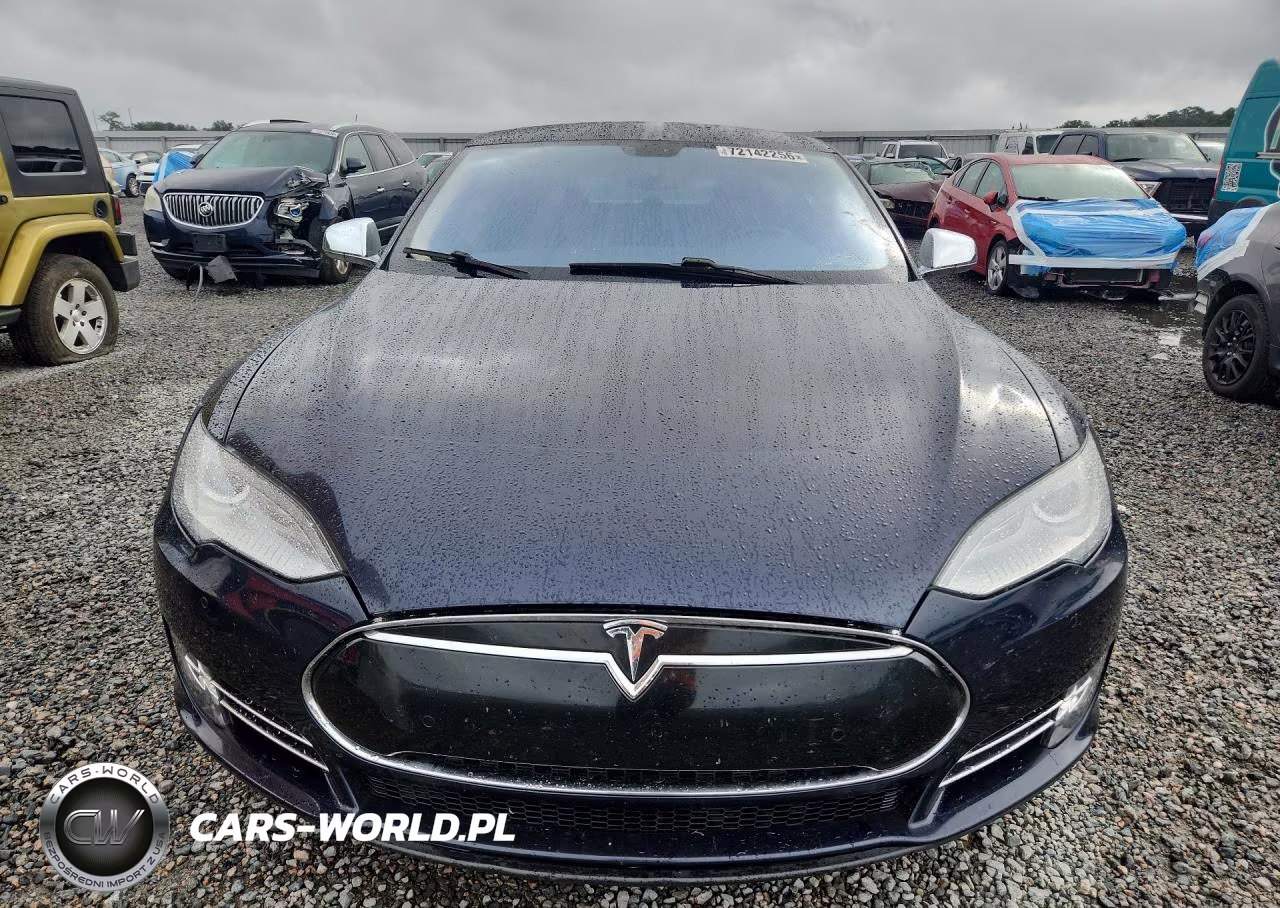 2014 Tesla Model S VIN:5YJSA1H18EFP42986 - 5