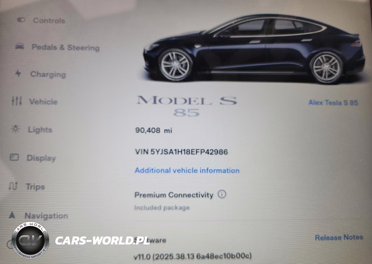 2014 Tesla Model S VIN:5YJSA1H18EFP42986 - 9