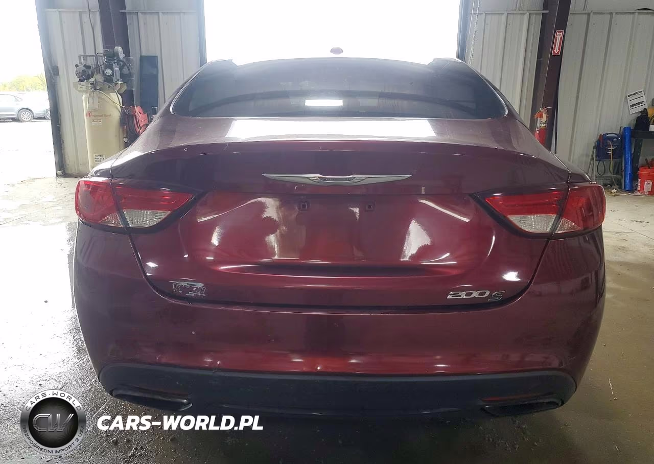 2015 Chrysler 200 S VIN:1C3CCCBB5FN627071 - 6