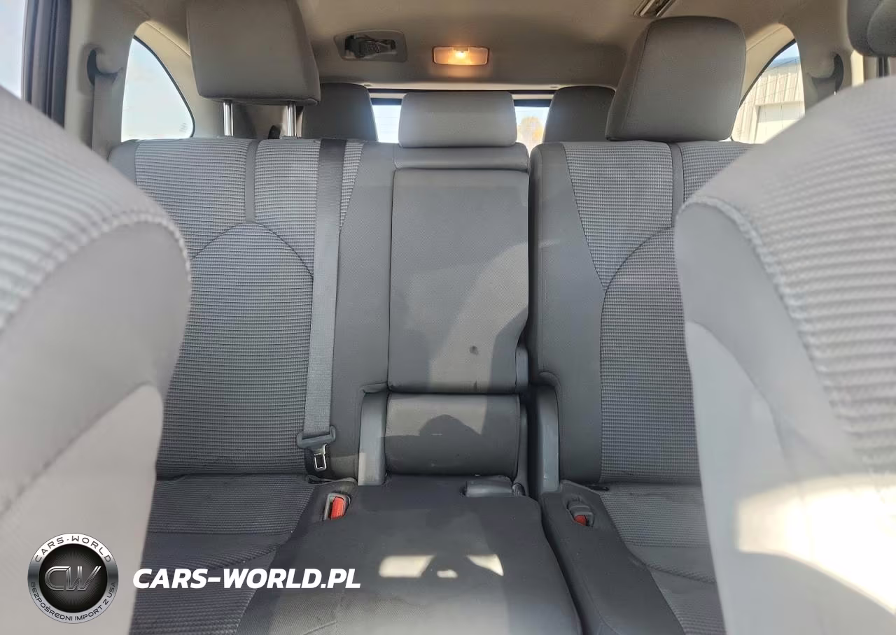 2021 Toyota Highlander Hybrid Le VIN:5TDBBRCH5MS531223 - 10