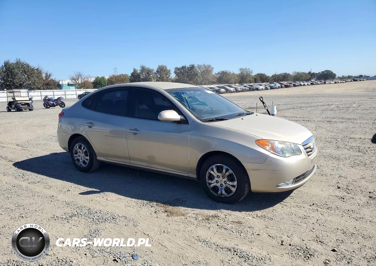 2010 Hyundai Elantra Gls VIN:KMHDU4AD5AU170455 - 4