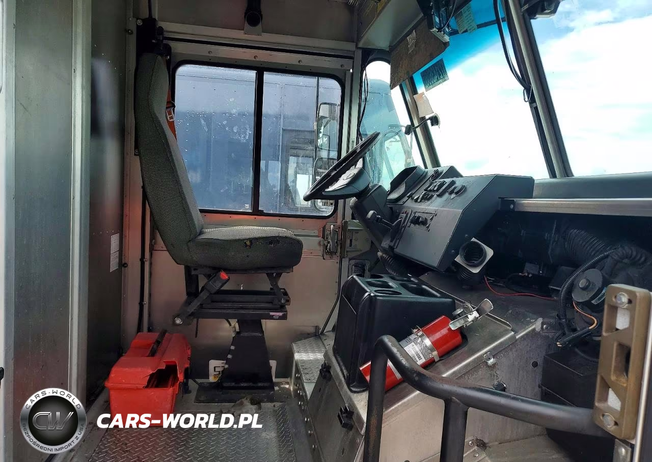2020 Freightliner Mt45G Delivery Truck VIN:4UZAC2EA5LCMK0196 - 11