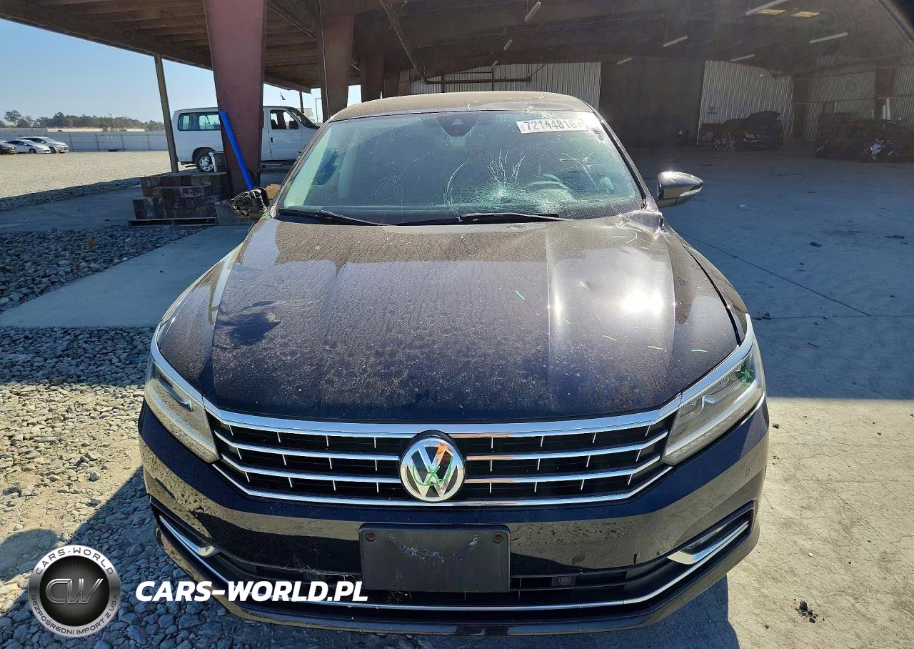 2017 Volkswagen Passat Sel Premium VIN:1VWCM7A36HC053666 - 5