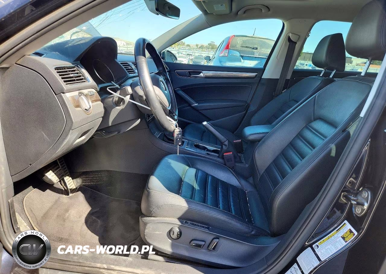 2017 Volkswagen Passat Sel Premium VIN:1VWCM7A36HC053666 - 7