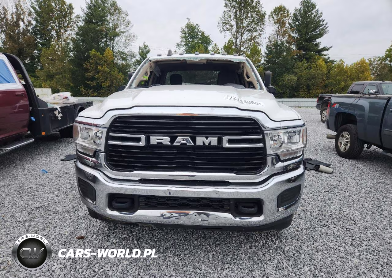 2019 Ram 3500 Big Horn VIN:3C63RRHL0KG724315 - 5