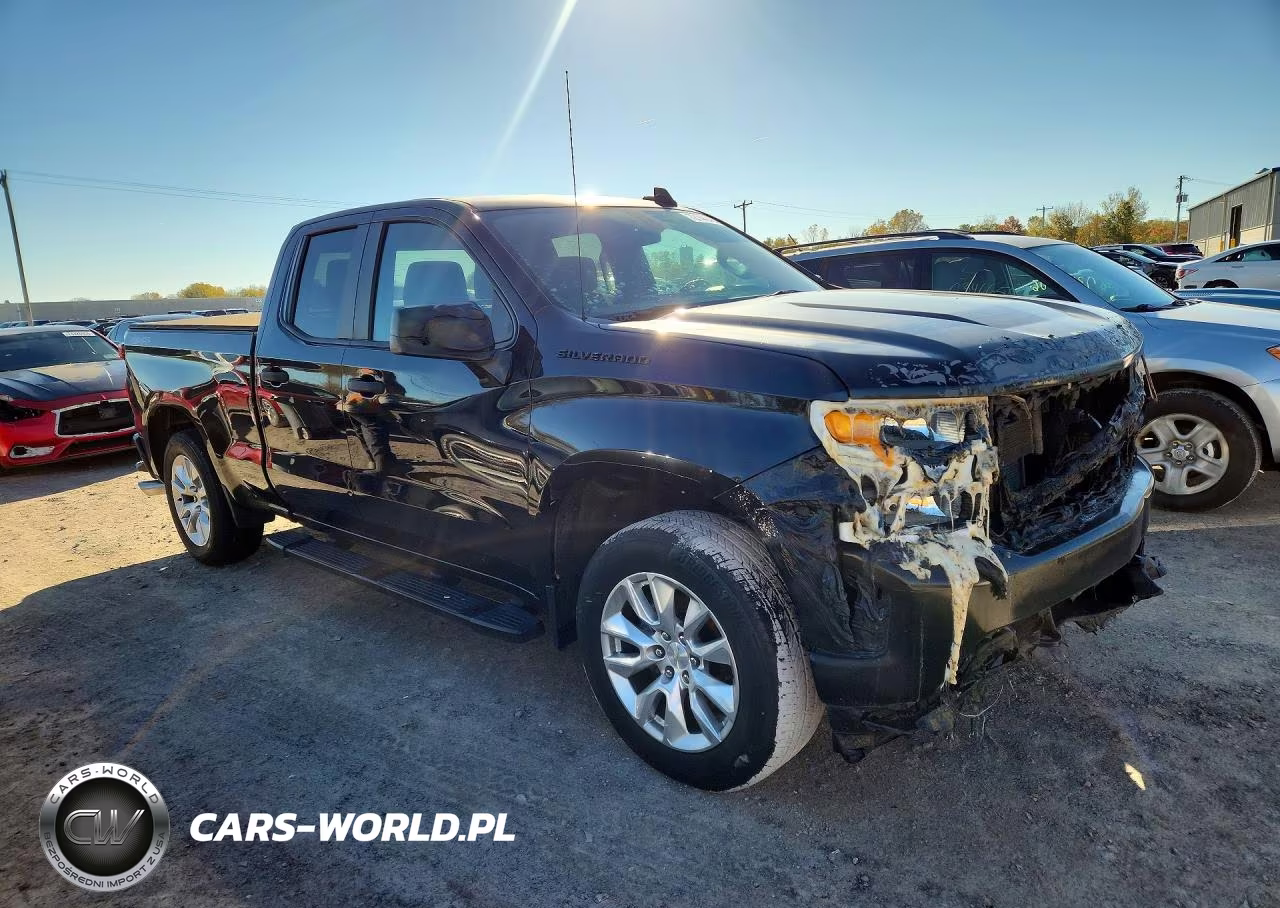 2021 Chevrolet Silverado K1500 Custom VIN:1GCRYBEH2MZ121172 - 4