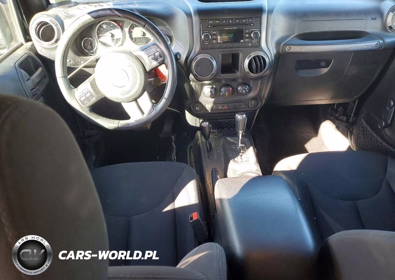 2016 Jeep Wrangler Unlimited Sport VIN:1C4BJWDG3GL152170 - 8