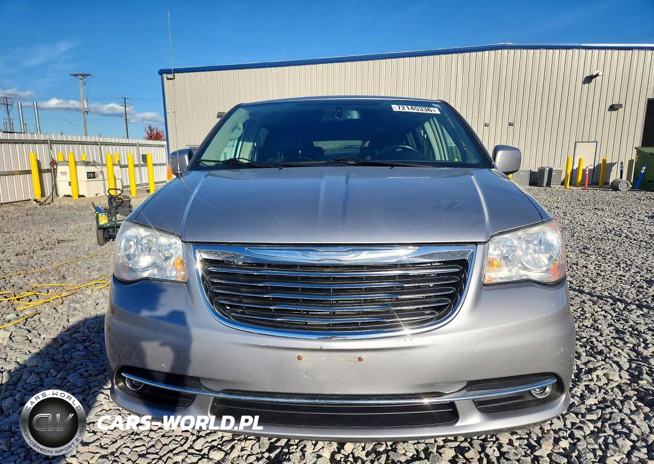 2014 Chrysler Town & Country Touring VIN:2C4RC1BG9ER442285 - 5