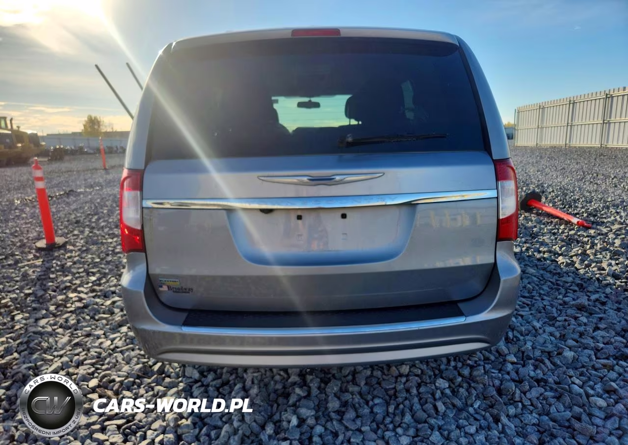 2014 Chrysler Town & Country Touring VIN:2C4RC1BG9ER442285 - 6