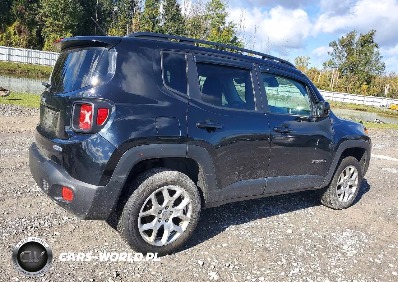 2017 Jeep Renegade Latitude VIN:ZACCJBBB2HPF18797 - 3