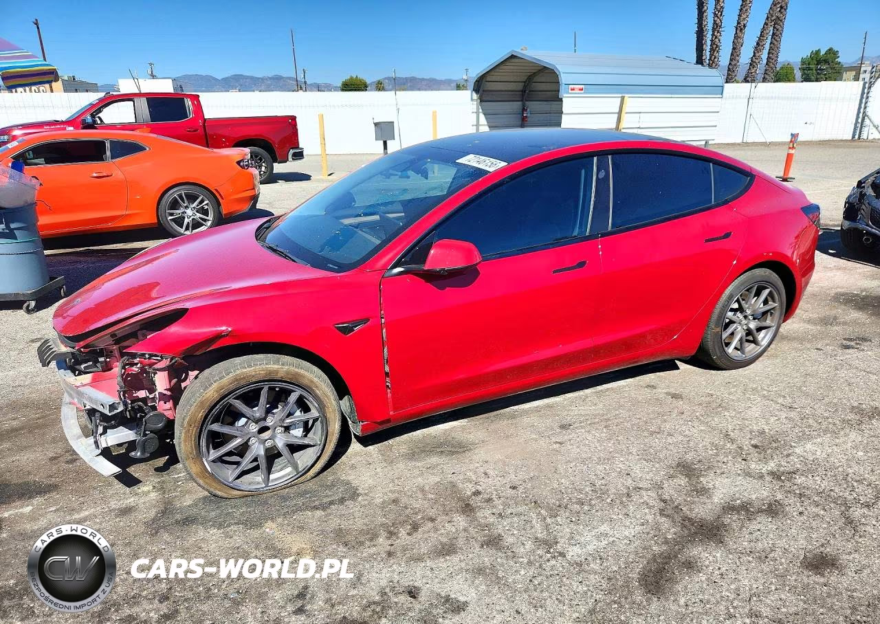2023 Tesla Model 3 – zdjęcie 1 z 13