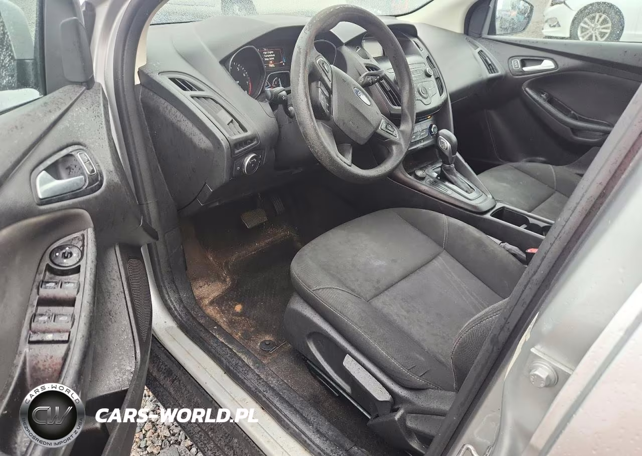 2018 Ford Focus Se VIN:1FADP3F2XJL324439 - 8