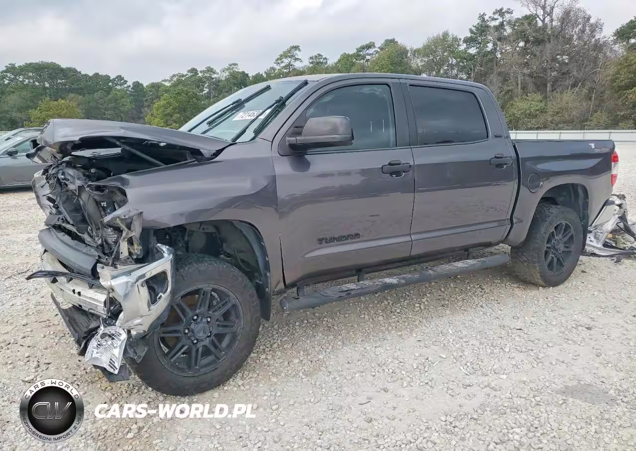 2017 Toyota Tundra Crewmax Sr5