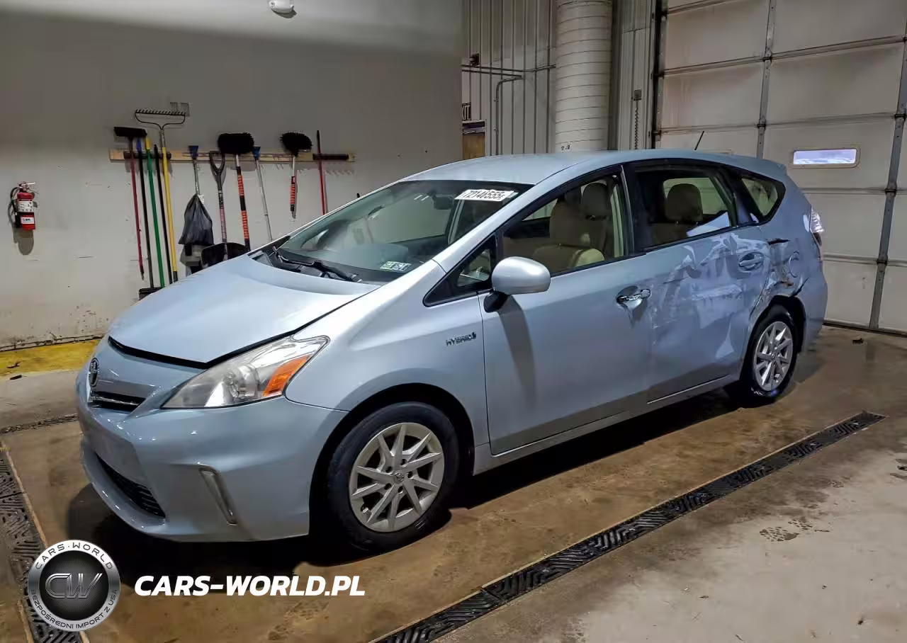 2013 Toyota Prius V